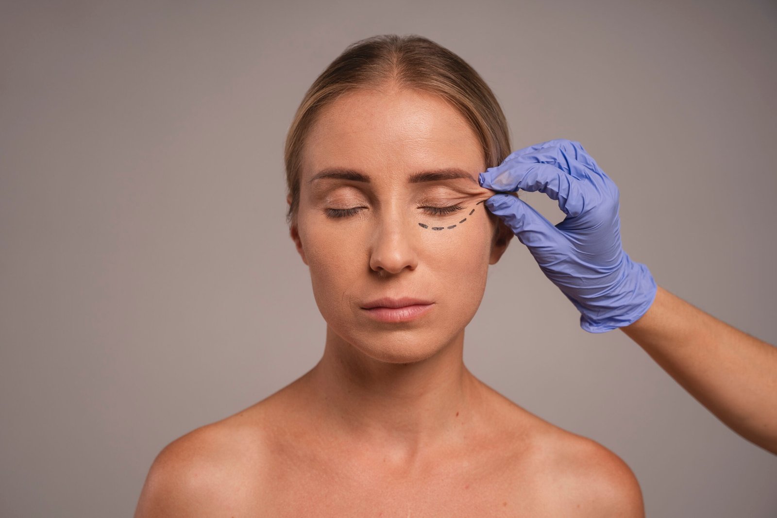 hooded eyes treatment